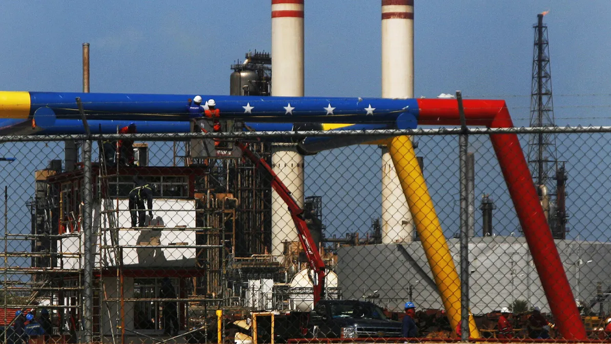 Weltgrößten Rohölreserven - Trump schickt Big Oil nach Venezuela! Milliardenfalle oder Mega-Chance?