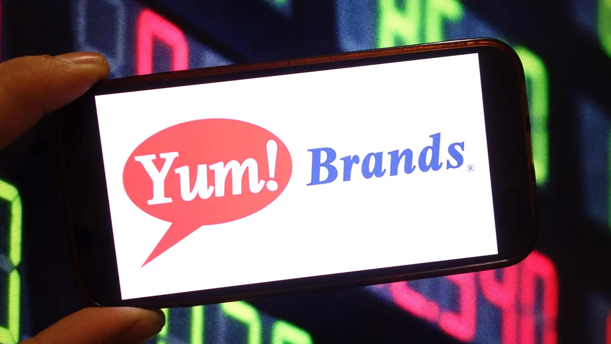 Fast-Food-Riese - Yum Brands: Evercore rät zum Kauf – Pizza-Hut-Verkauf könnte Kurs beflügeln