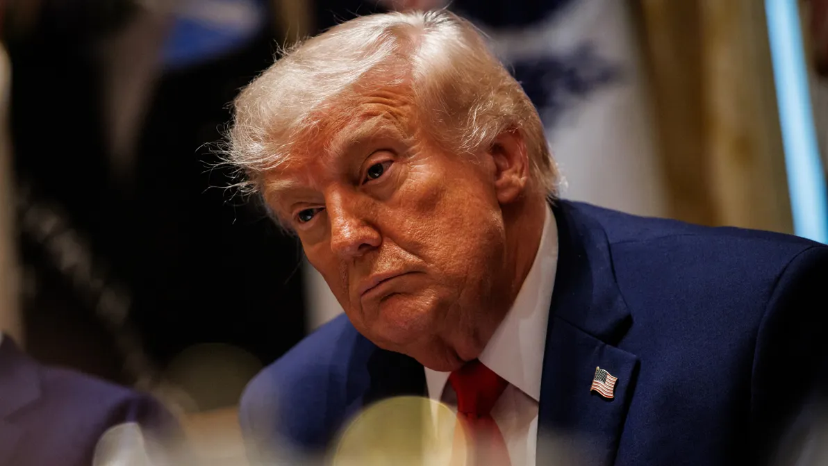 Zoll-Schock - Trump erhöht den Druck: Zoll-Hammer gegen 60 Länder?