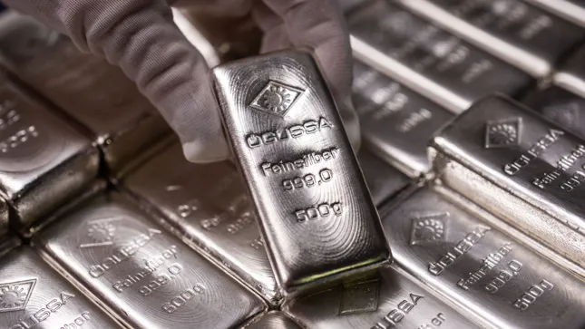 Edelmetall-Silber-crasht-weiter-Ist-DAS-der-Moment-an-dem-die-Panik-kippt-