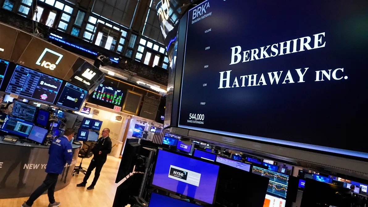 Chef setzt Millionen ein - Buffett-Nachfolger steckt sein gesamtes Gehalt in die Berkshire-Aktie