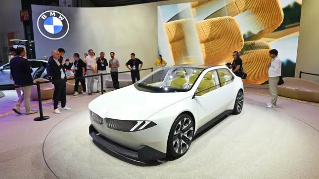 Minus-8-Prozent-China-Sorgen-und-Prognose-Senkung-BMW-Aktie-kommt-unter-die-R-der