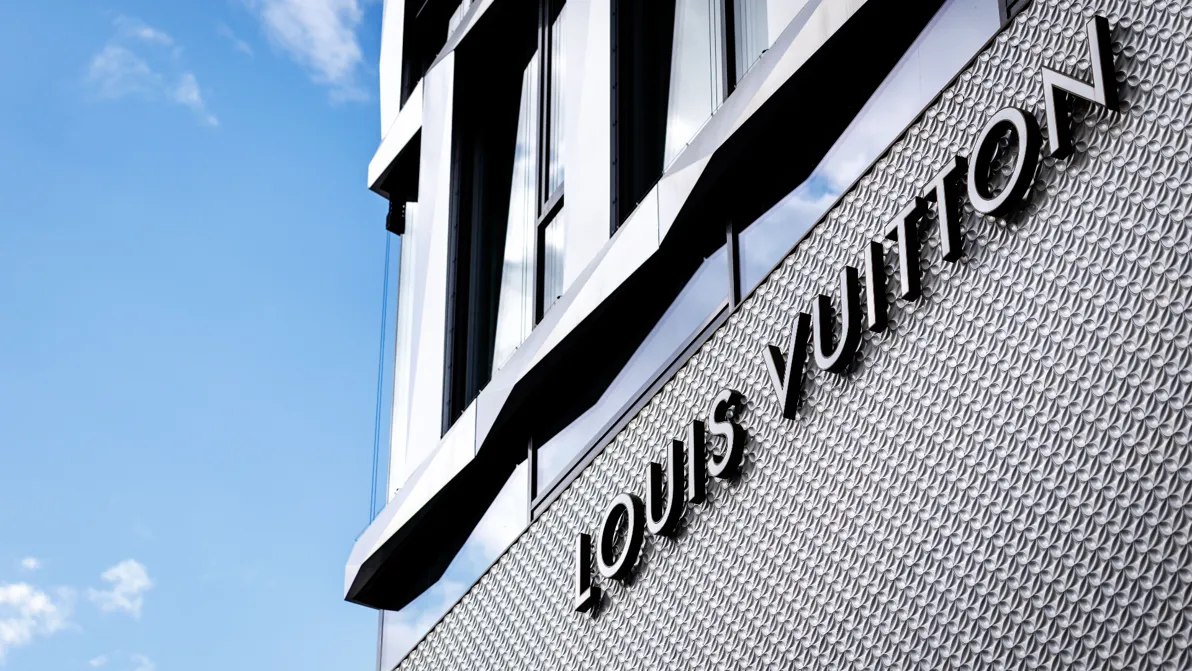 Größtes Plus seit 25 Jahren - Die Luxus-Euphorie ist zurück: LVMH-Aktie schießt 15 Prozent nach oben
