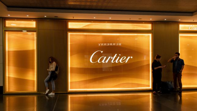 luxuskonzern-richemont-berrascht-mit-rekordumsatz-cartier-mutter-trotzt-chinas-schw-che