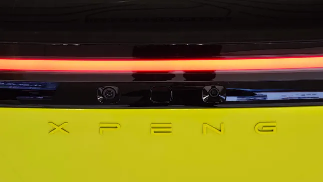 Chinas-E-Auto-Kampf-Vom-Autobauer-zur-KI-Macht-Xpengs-riskanter-Kurswechsel