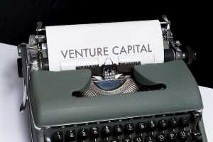Schreibmaschine mit Aufschrift ''Venture Capital'