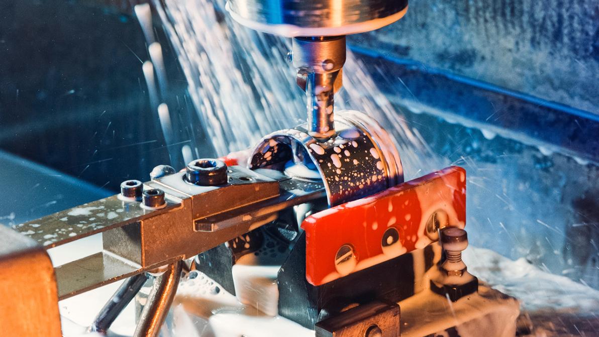 Steyr Motors: Auftragsrekord mit Defenture in Sicht!