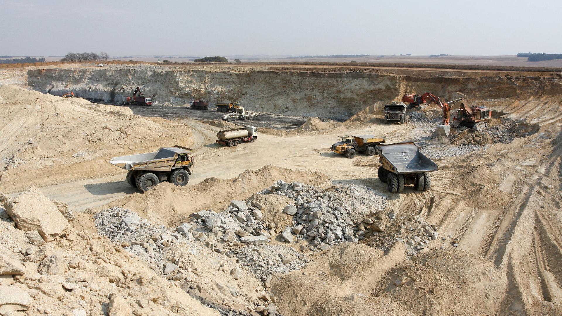 Amex macht neue Goldentdeckung in Perron, in der Rosé-Zone, ca. 165 m unterhalb der vollständig finanzierten Rampenerschließung