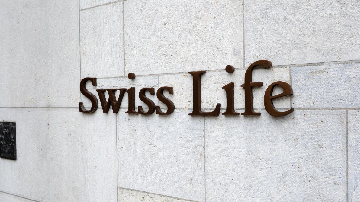 Swiss Life achieves record profit, but plans job cuts
