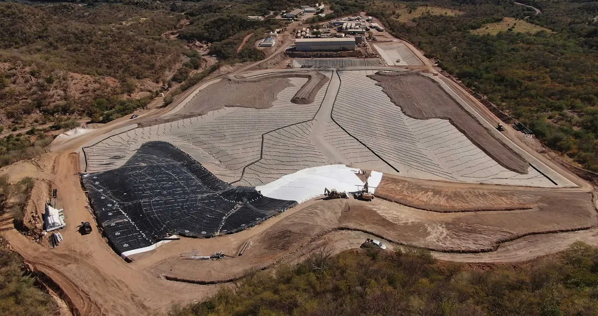 Transformative Übernahme - Axo Copper - Goldprojekt ebnet Weg zur schnellen Produktion