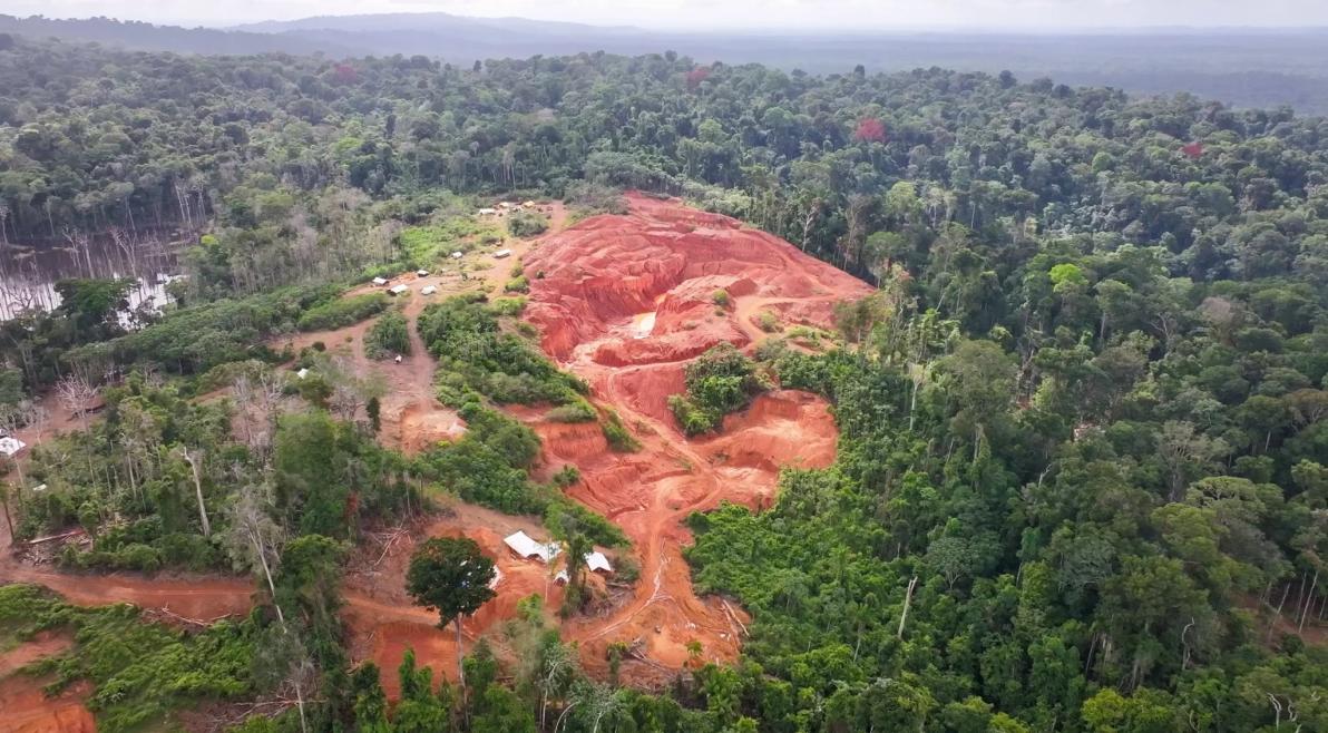 Sranan Gold trifft hochgradig - Bis zu 11 Meter mit 7,33 g/t Gold erbohrt!