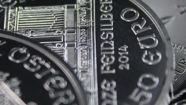 Silber im Sog Chinas : Rekordimporte verschärfen Spannungen am Markt