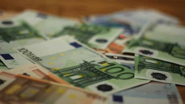 100 Euro Dividende So Viel Einsatz Benotigst Du Bei Der Allianz Aktie 24 11