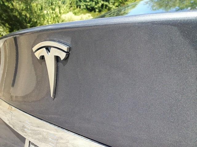 Tesla-Aktie: Kursziel 1.000 US-Dollar? Cathie Wood würde ...