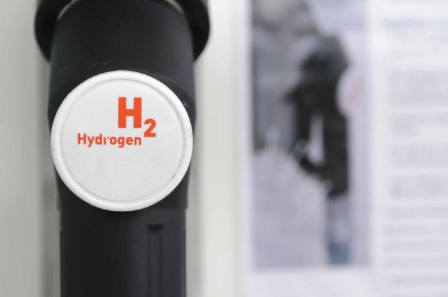 Wasserstoff: 5 News von der Plug Power-Aktie, ThyssenKrupp-Aktie, PowerCell-Aktie, Kawasaki-Aktie und RWE-Aktie!